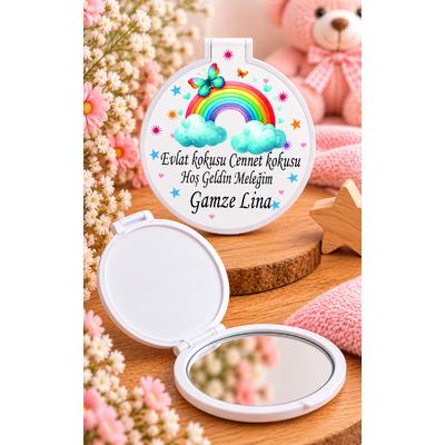 Gökkuşağı, Kelebek ve Bulut Tasarımlı Kişiye Özel Kız Bebek Hediyelik Cep Aynası – Plastik ve Pleksi Ayna 6,5x6,5 cm