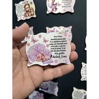 Kişiye Özel Bebek Magneti 8x6 cm Ahşap – UV Baskılı Doğum, Mevlüt & Baby Shower Hediyeliği (10 Adet)