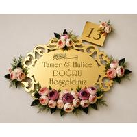 Kişiye Özel Gold Aynalı Çiçekli Kapı Süsü – İsimli ve Kapı Numaralı Hoşgeldiniz Panosu 35x25 cm