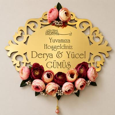 Kişiye Özel Gold Aynalı Çiçekli Kapı Süsü – Yuvamıza Hoşgeldiniz Aile İsimliği