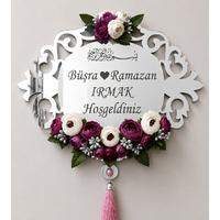 Kişiye Özel Gümüş Aynalı Çiçekli Kapı Süsü – İsim ve Soyisimli Hoşgeldiniz Panosu
