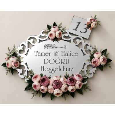 Kişiye Özel Gümüş Aynalı Çiçekli Kapı Süsü – İsimli ve Kapı Numaralı Hoşgeldiniz Panosu