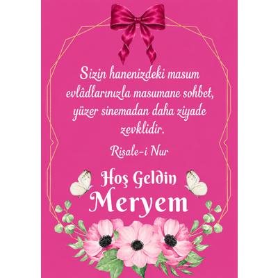 Kişiye Özel Hoş Geldin Bebek Magneti – 8x5,5 cm Ahşap UV Baskı Pembe Çiçekli