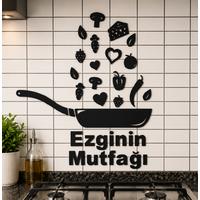 Kişiye Özel İsimli Mutfak Duvar Dekoru – Lazer Kesim Tava Tasarımlı Ahşap Duvar Süsü